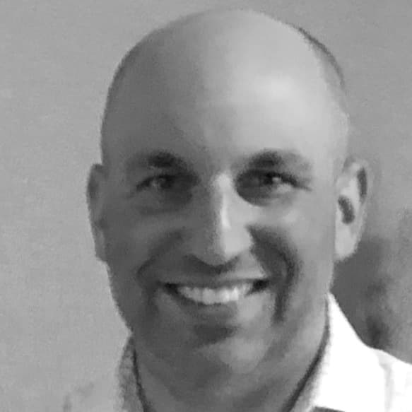Mike Lutz headshot