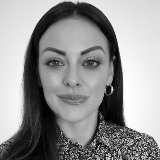 Stefania Headshot